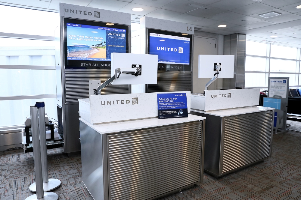 United Airlines Hold Rooms Gate Counters F H Paschen