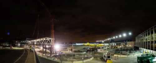 American Airlines Concourse L Stinger